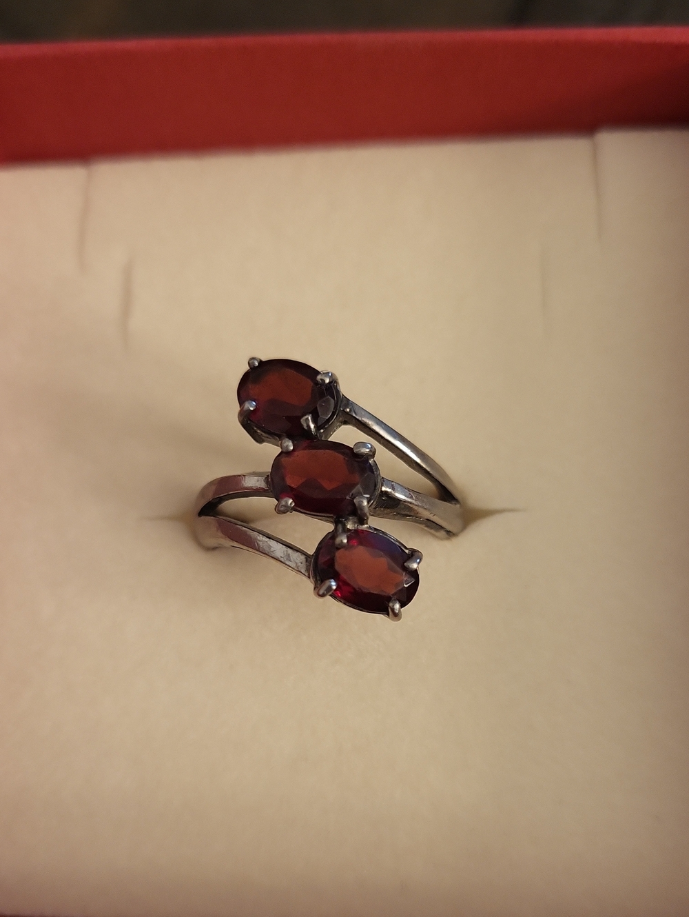 Vintage 925 Sterling Silver Triple Garnet Stone Ring-C&S-Clark & Coombs